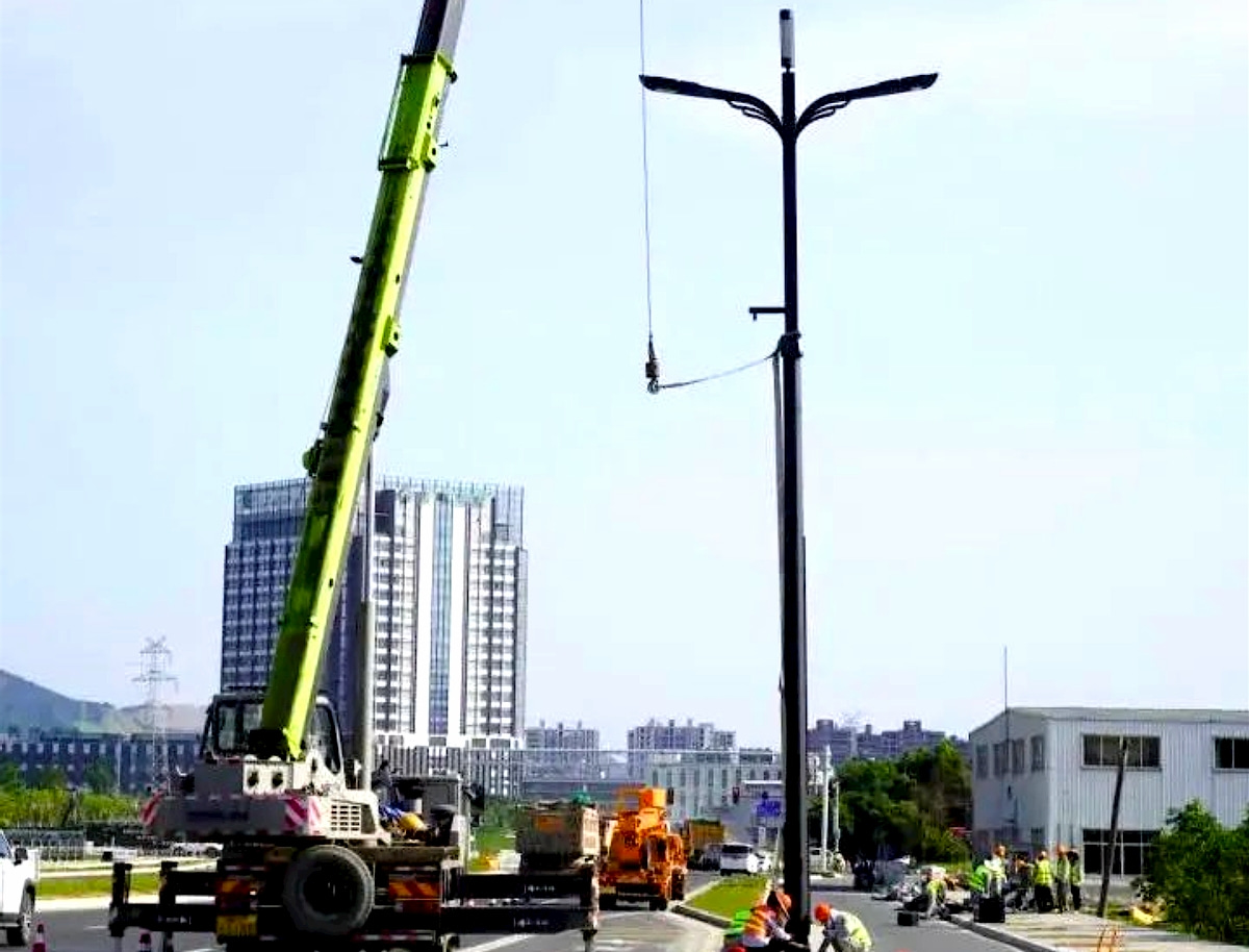 台州市首条智慧道路智慧路灯杆项目案例